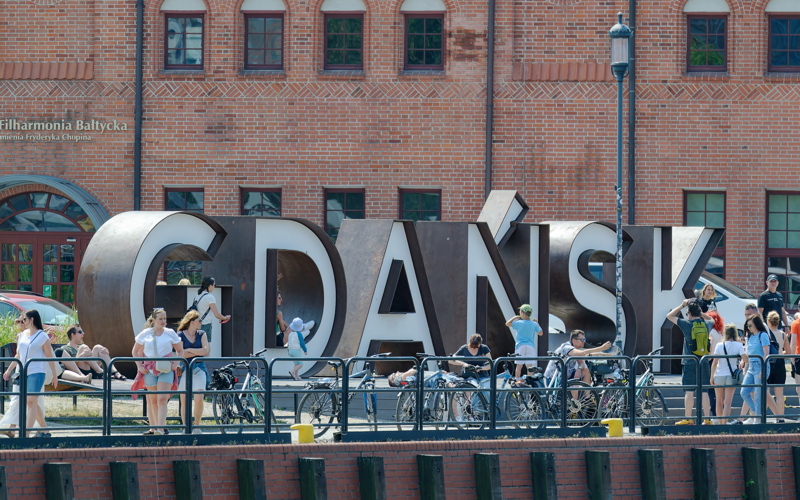 15 - The iconic Gdańsk sign located on Ołowianka Island - 2
